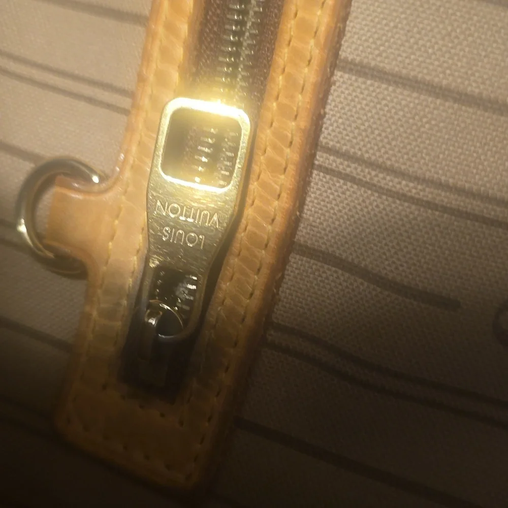 Louis Vuitton Monogram Delightful Bag in Brown and Tan Leather - Picture 6 of 14